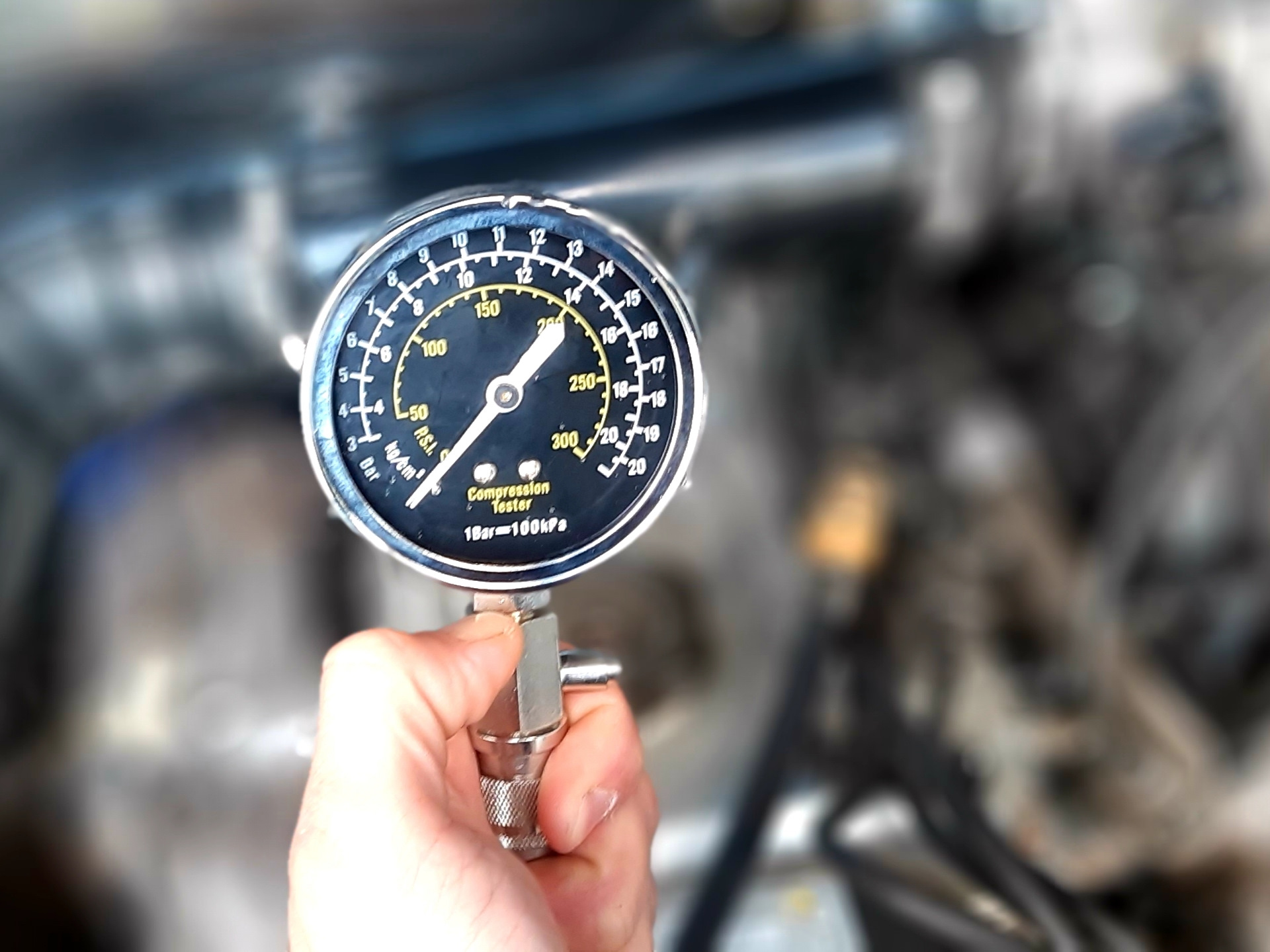 Компрессия 0. Компрессия ноль. 8 дизель манометр давления турбины. Компрессия 0. Ml202 раскоксовка.