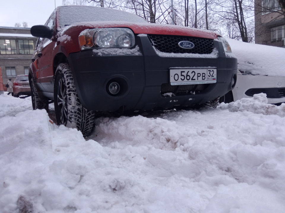 Фото в бортжурнале Ford Escape (1G)