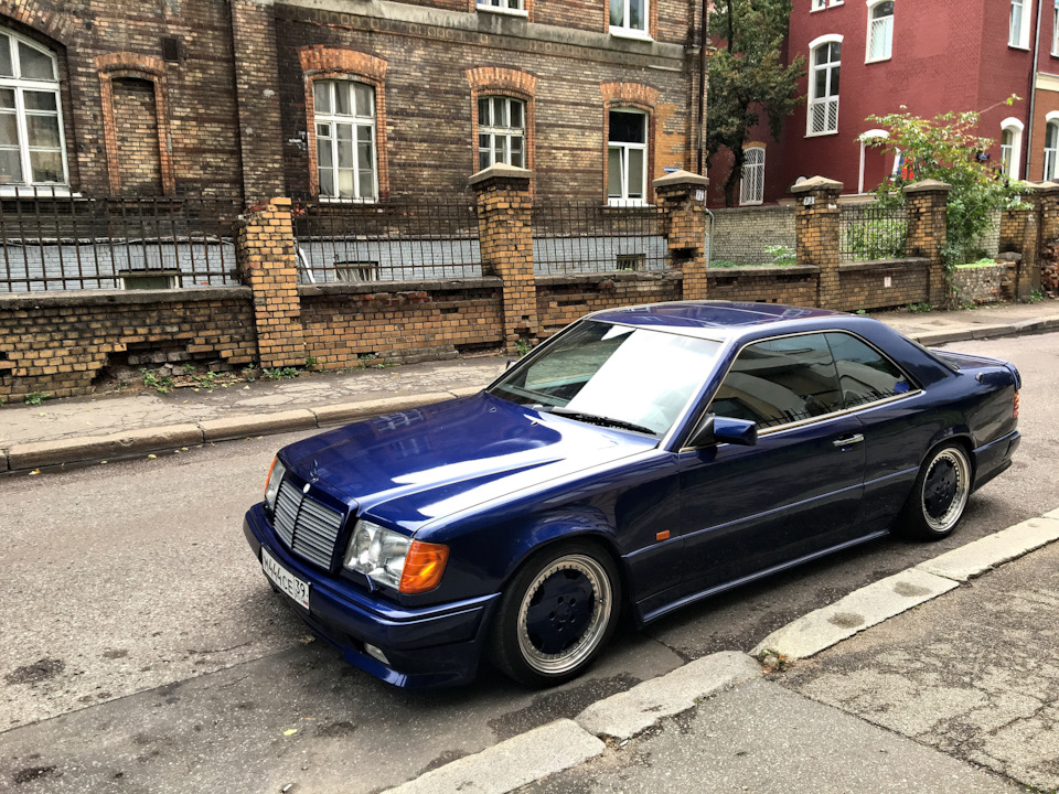 Синигал) — Mercedes-Benz E-Class Coupe (C124), 3,6 л, 1987 года ...