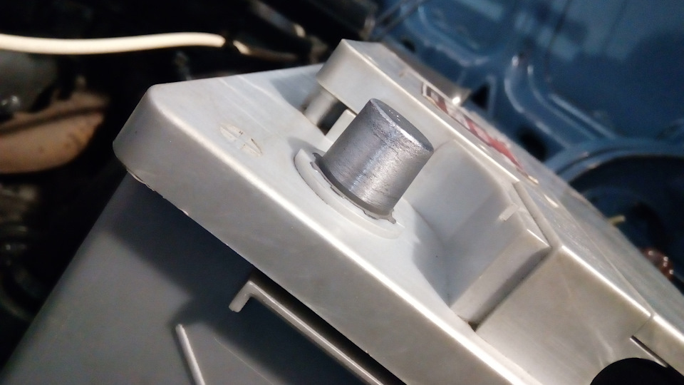 Насадка для очистки контактов АКБ — Lada 21033, 1,3 л, 1983 года ...