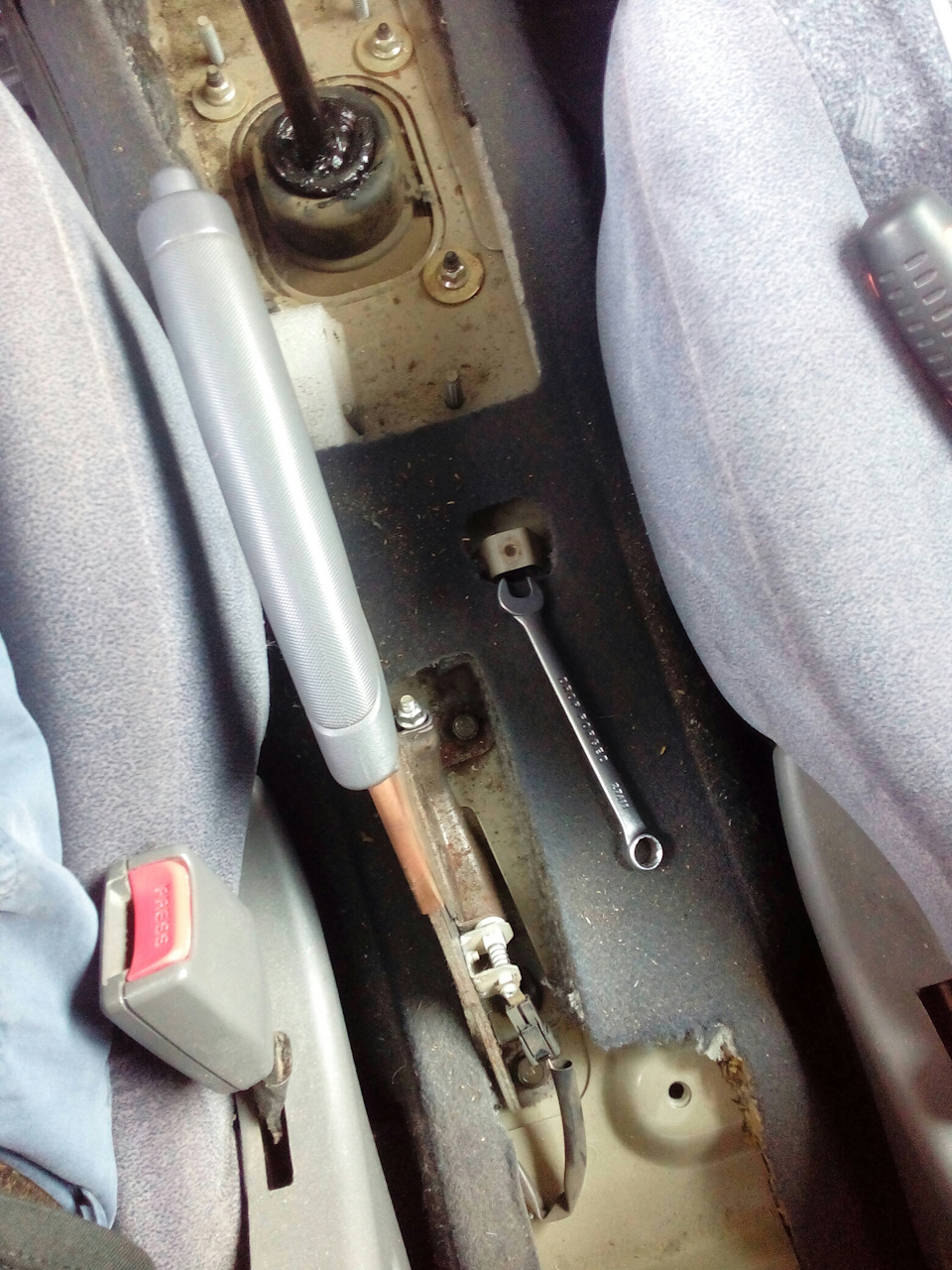 ПРОФИЛАКТИКА ТОРМОЗОВ (ЧАСТЬ 2) или как правильно натянуть ручник ...