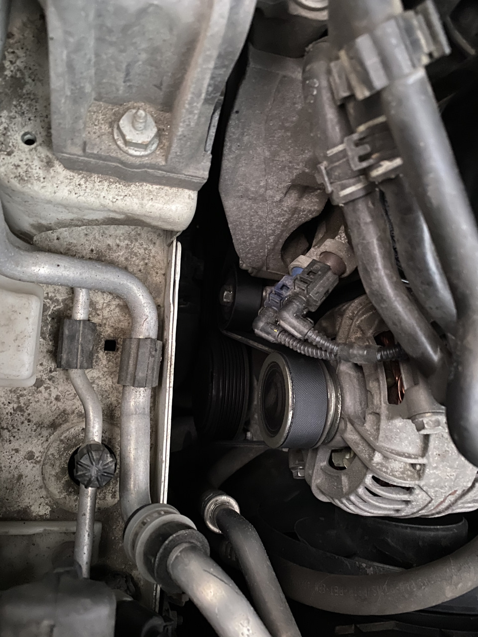 Ремень и ролик. — Volkswagen Passat B7, 1,8 л, 2012 года | визит на ...