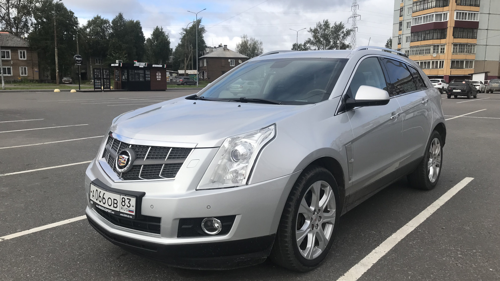 Cadillac SRX (2G) 3.0 бензиновый 2011 | на DRIVE2