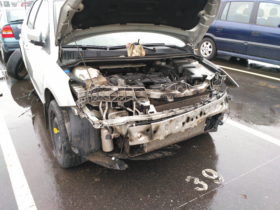 #1. Ремонт разбитой морды. — Ford Focus II Hatchback, 1,8 л, 2008 года ...