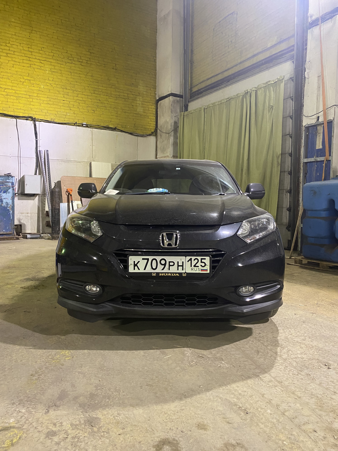 Установка дефлектора капота (мухобойка) — Honda Vezel (1G), 1,5 л, 2017 ...