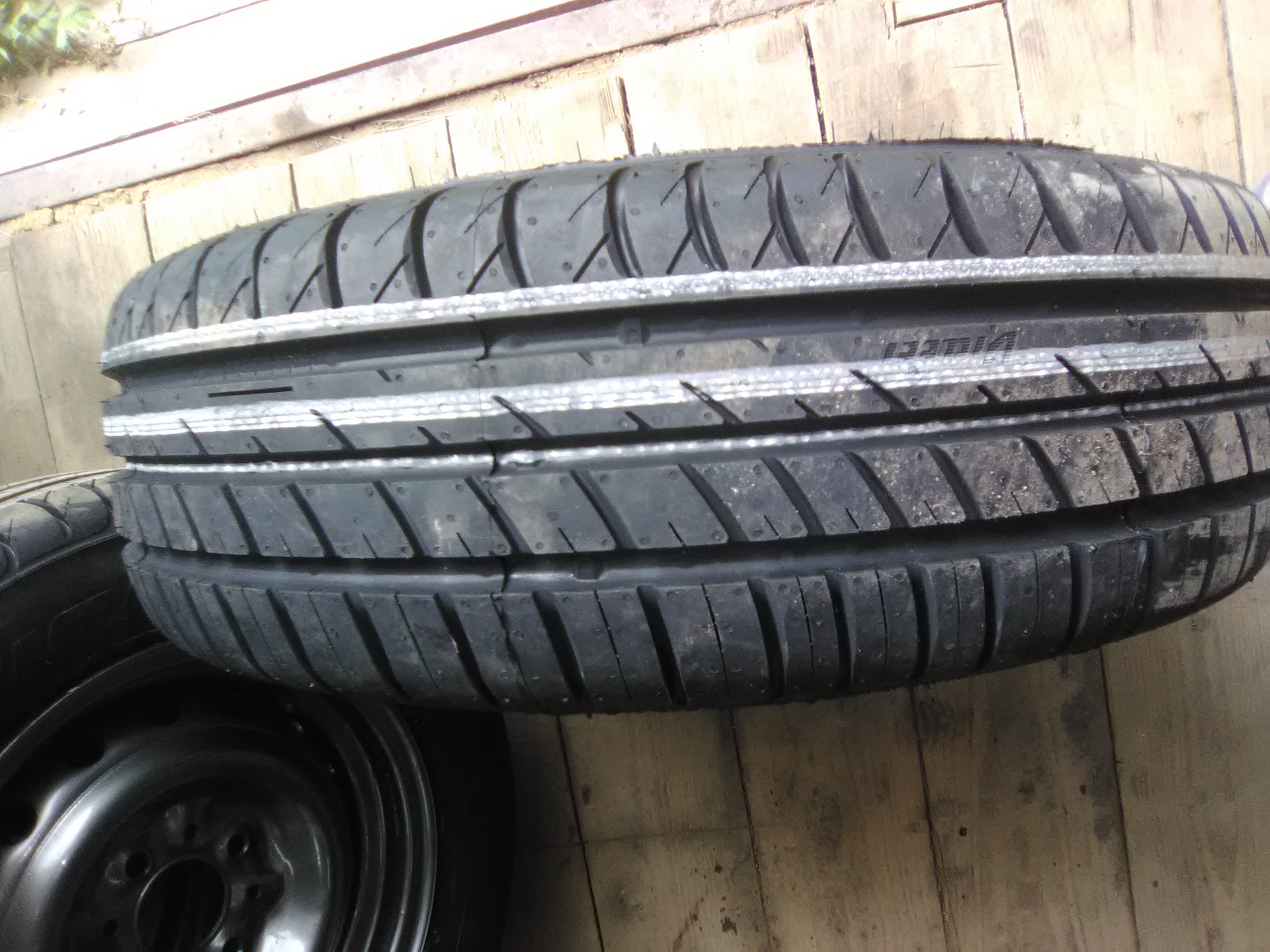 Новая резина. Viatti strada asimmetrico. — Lada 21074, 1,6 л, 2005 года ...