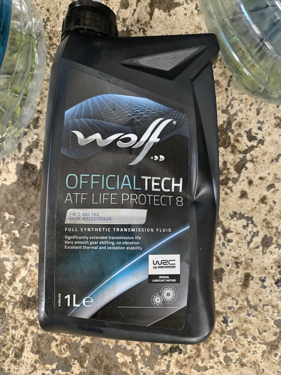 в коробку — BMW 1 series (F20). Запчасти на фото: G060162, 83222152426