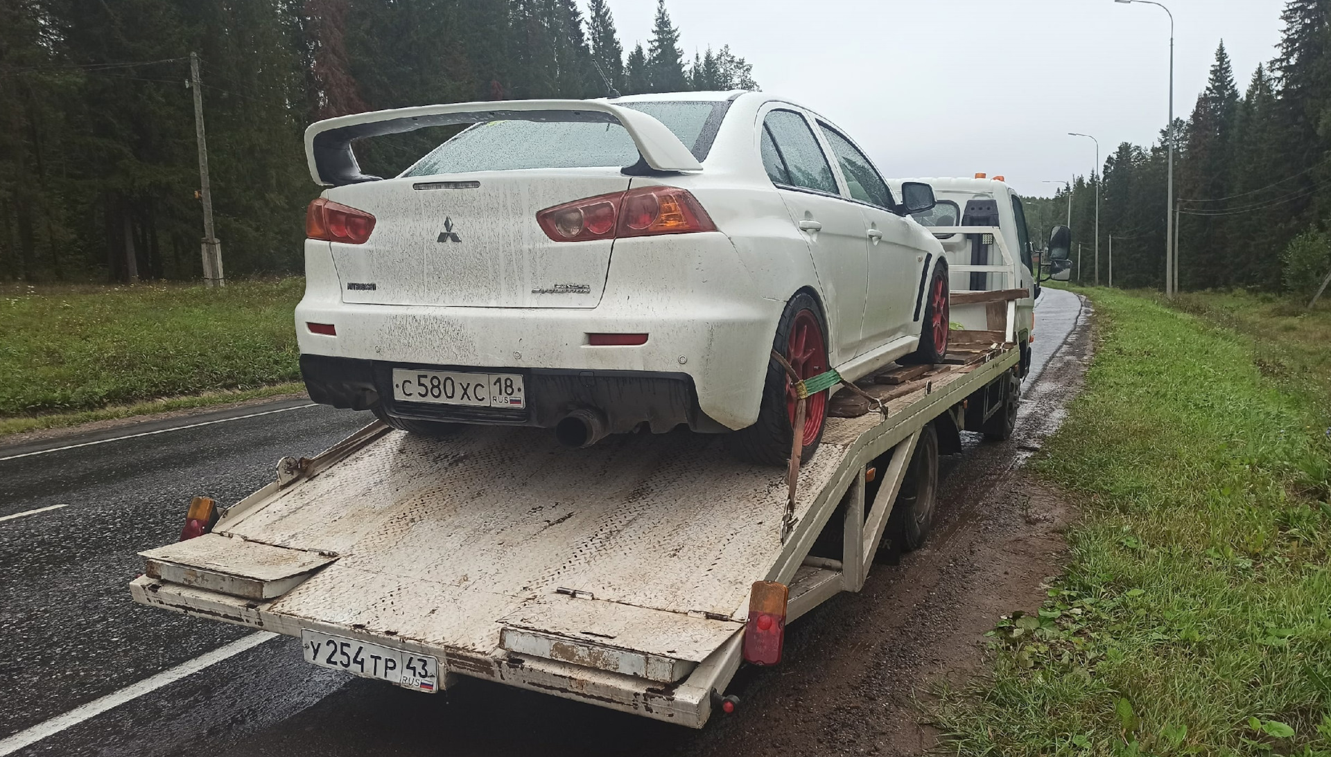 Покатал эвика на эвакуаторе — Mitsubishi Lancer Evolution X, 2 л, 2008 года  | эвакуация | DRIVE2