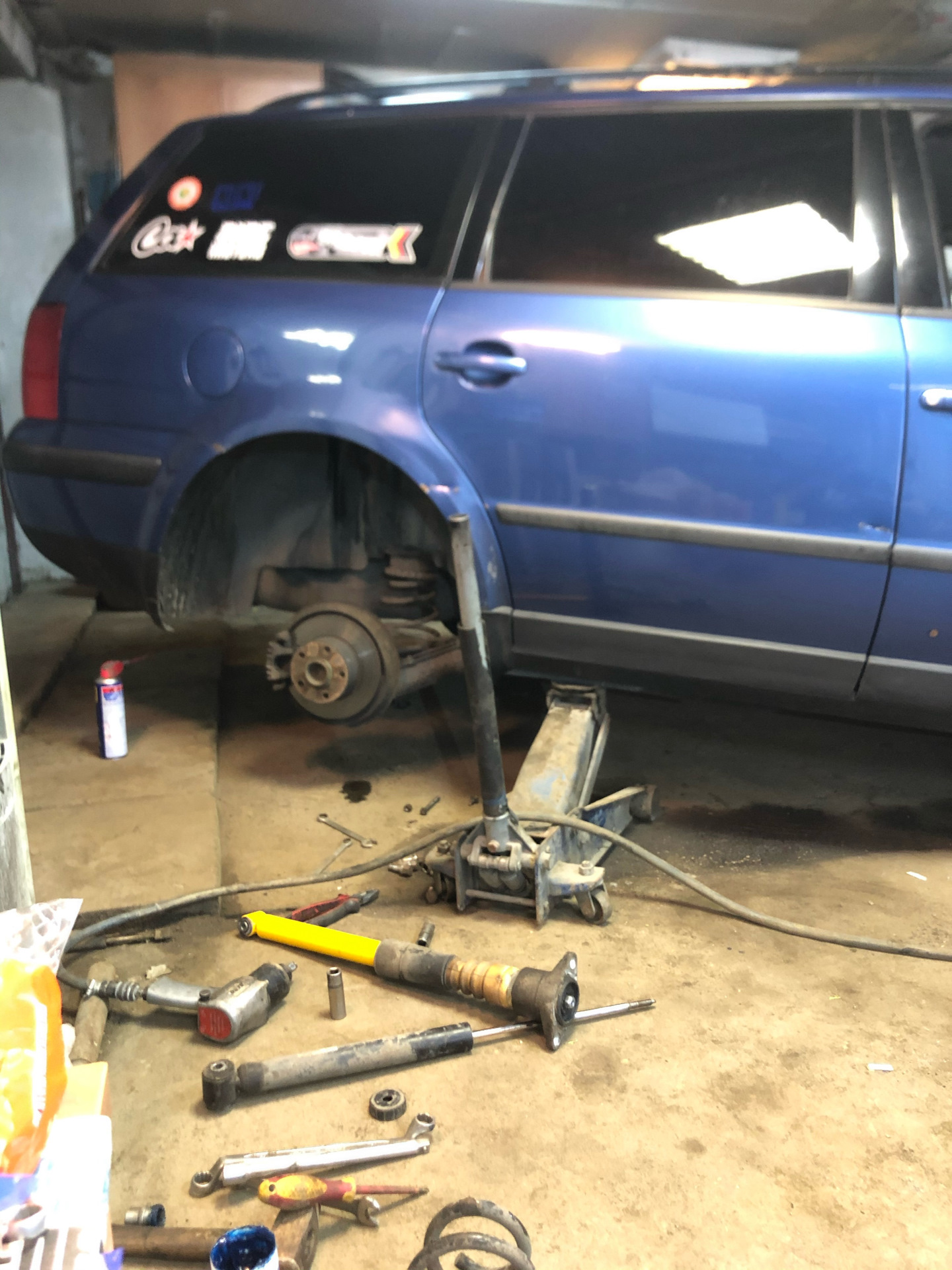 Винтовая подвеска — Volkswagen Passat B5, 1,6 л, 2000 года | аксессуары ...