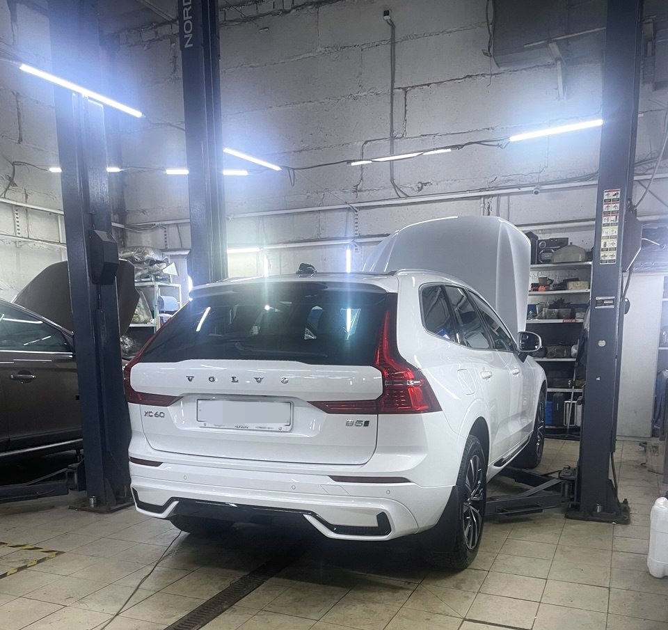 Фото в бортжурнале Volvo XC60 (2G)