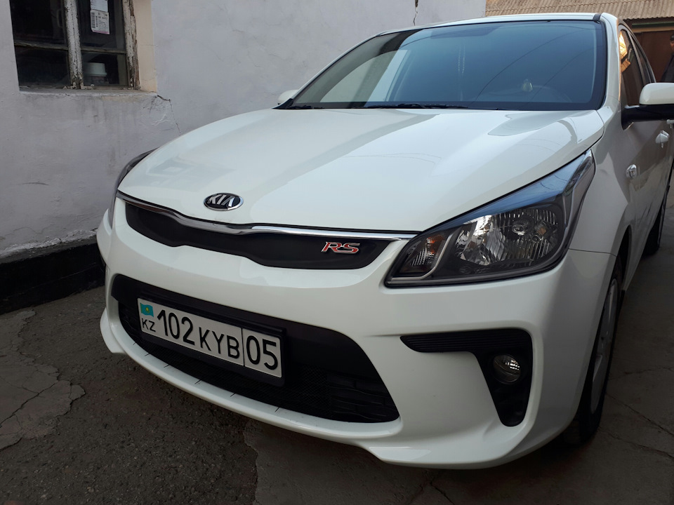 Kia Rio 1.4 MT Comfort RS (06.2014 - 05.2015) - технические характеристики