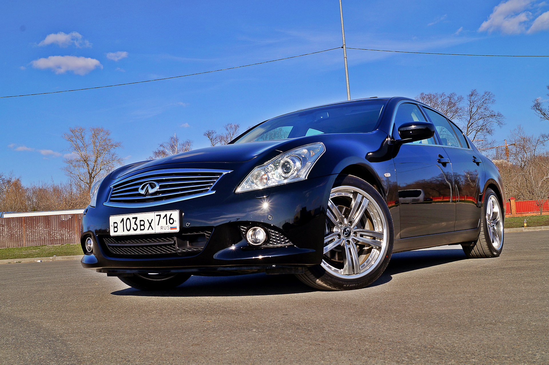 Infiniti g25 фото