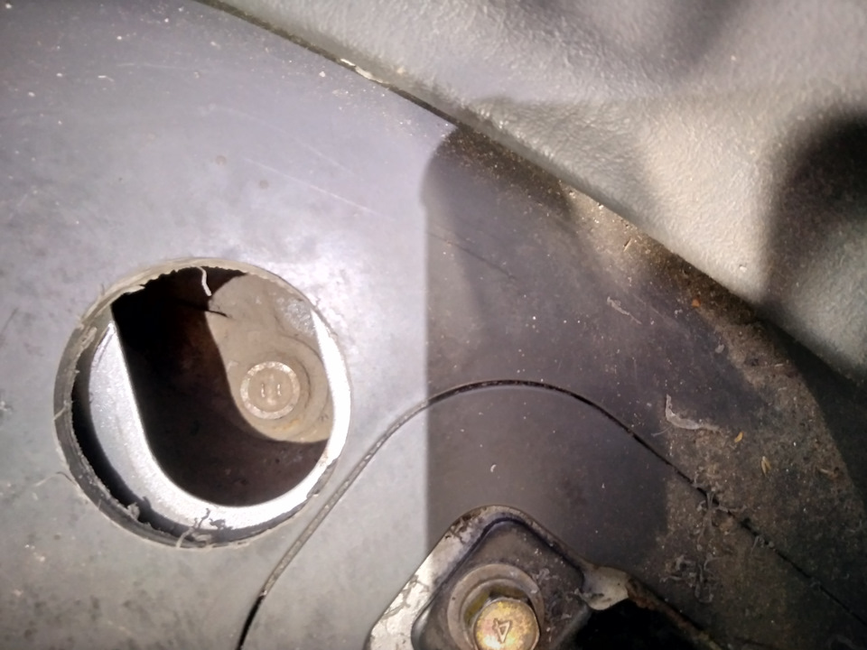 Восстановление задних суппортов — Honda Civic Hatchback (7G), 1,4 л ...