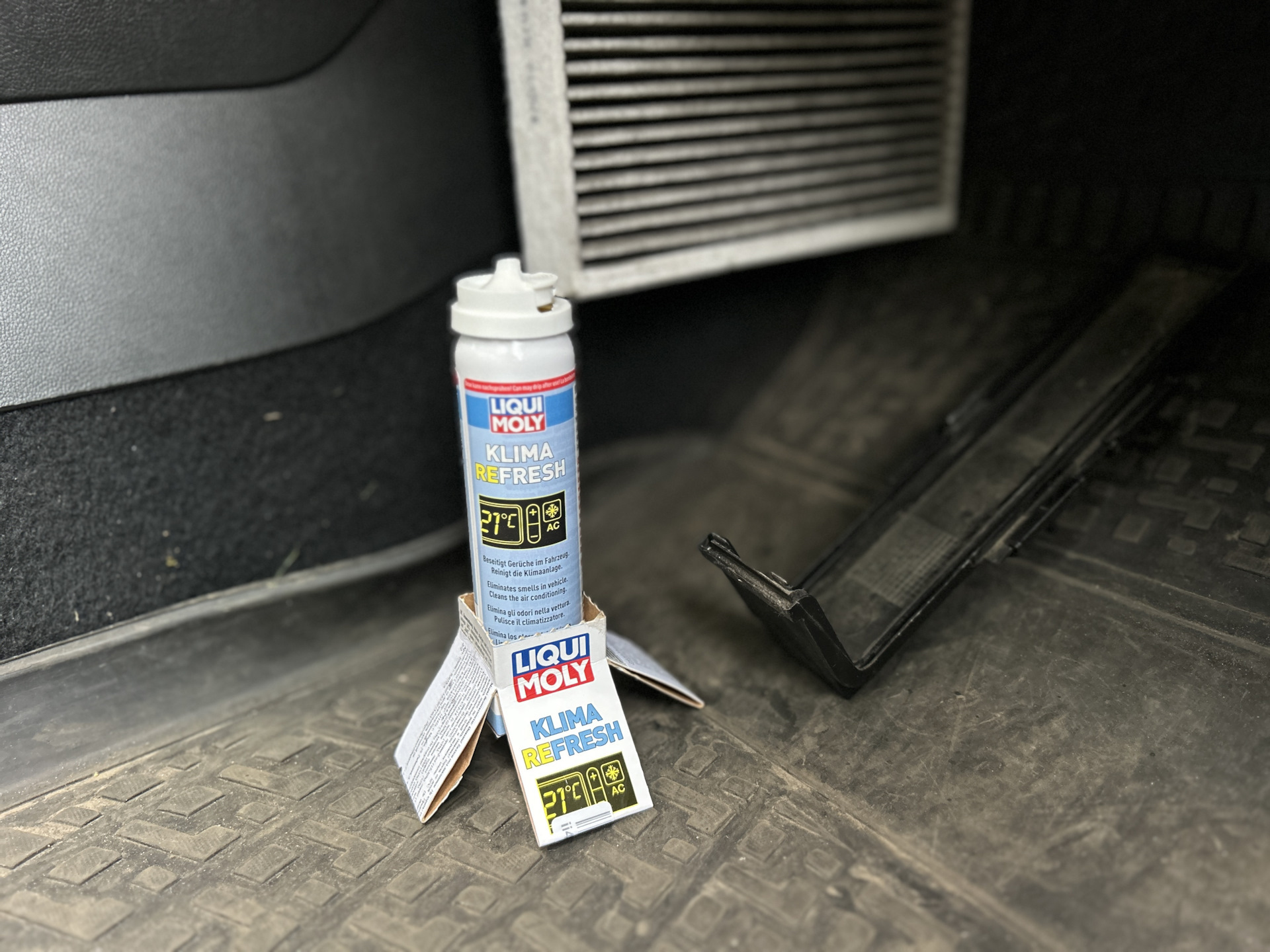 Освежитель кондиционера Klima Refresh от Liqui Moly — Skoda Rapid (1G ...