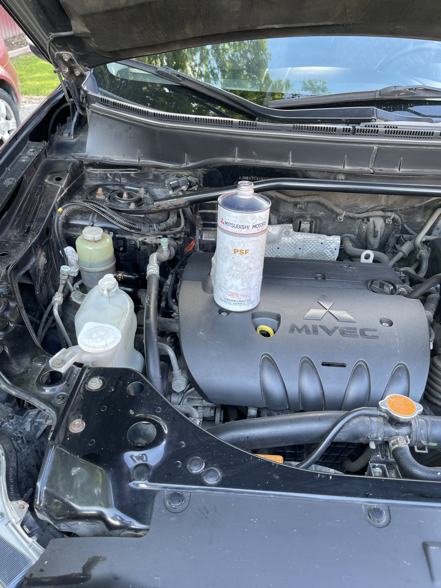 Замена жидкости Гур 1 л — Mitsubishi Outlander XL, 2 л, 2010 года ...