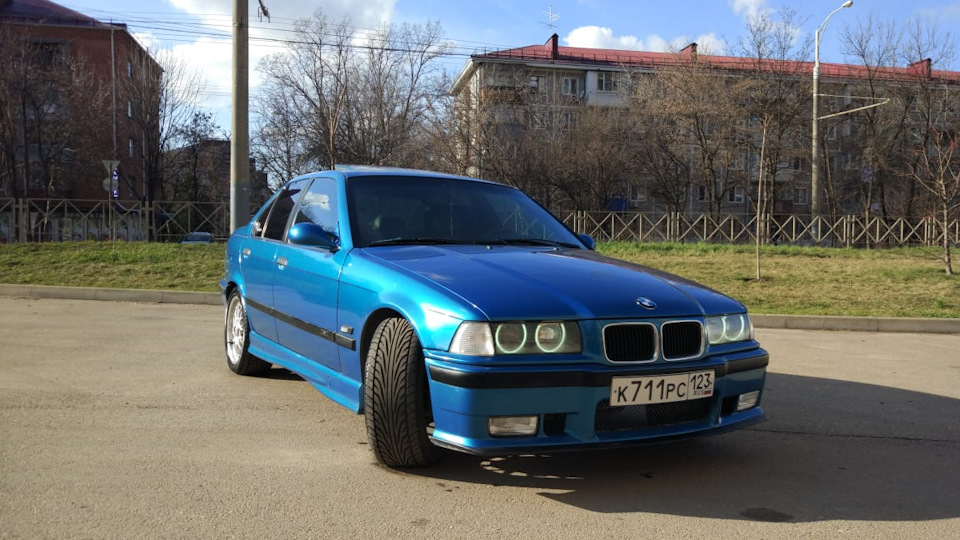 Первый фотосет - BMW 7 series (E32), 3,5 л, 1988 года фотография DRIVE2