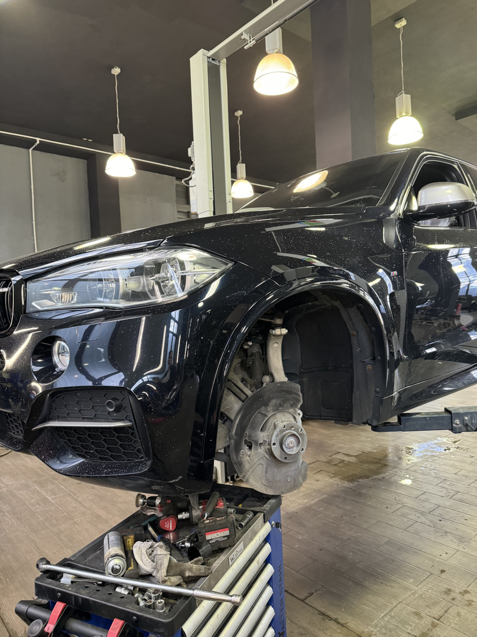 #10. Тормоза в круг — BMW X5 (F15), 3 л, 2016 года | визит на сервис ...