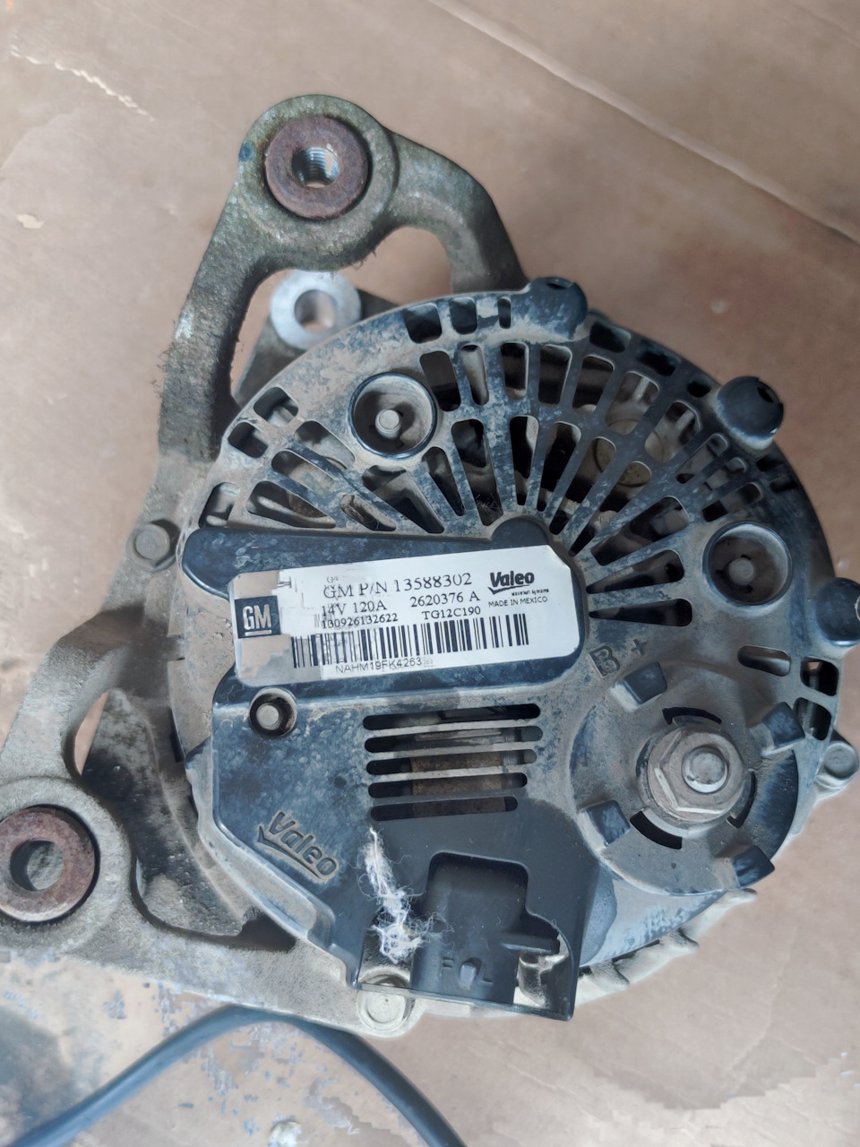 Фото в бортжурнале Opel Astra J. Запчасти на фото: 13588302