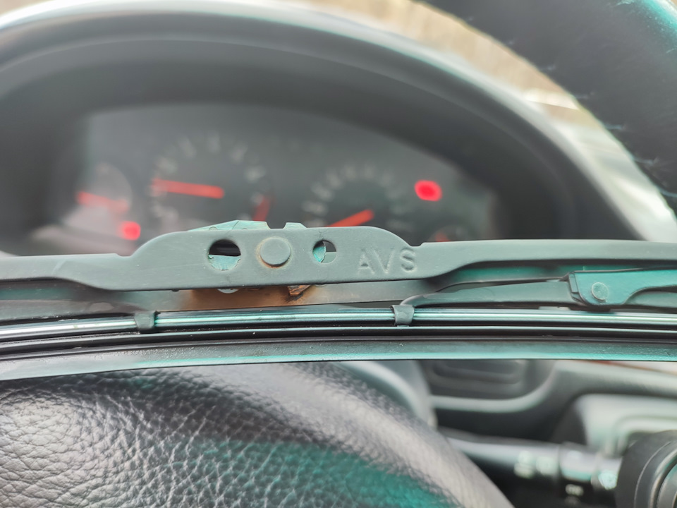 Щётки стеклоочистителя. — Honda Civic Fastback (6G), 1,4 л, 1999 года ...
