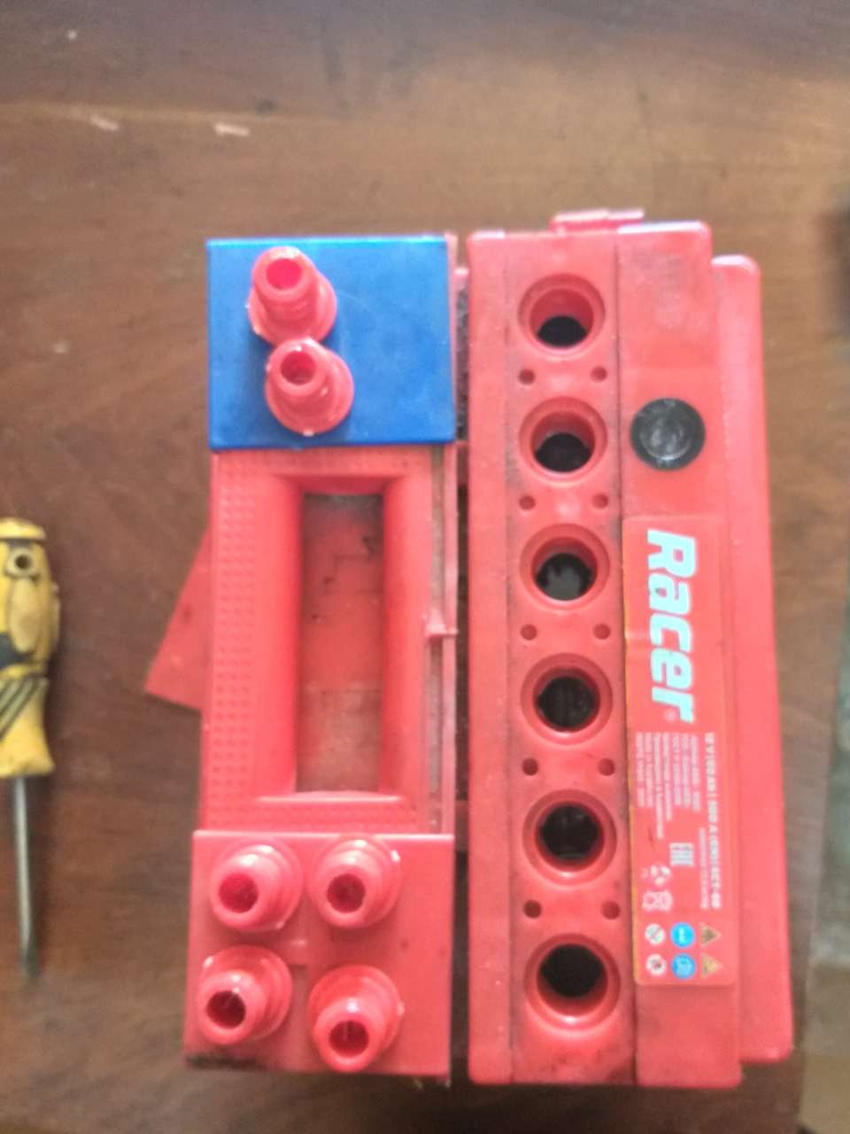 Аккум не спасти. Увы. — ИЖ Москвич 412, 1,5 л, 1978 года | визит на ...