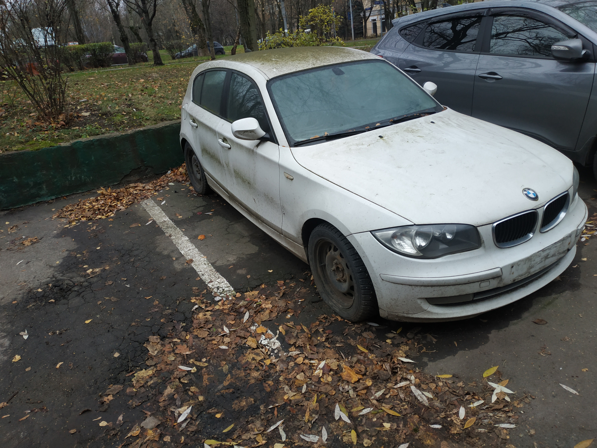 Бумер на Красных зорь. Москва — Сообщество «Брошенные Машины» на DRIVE2