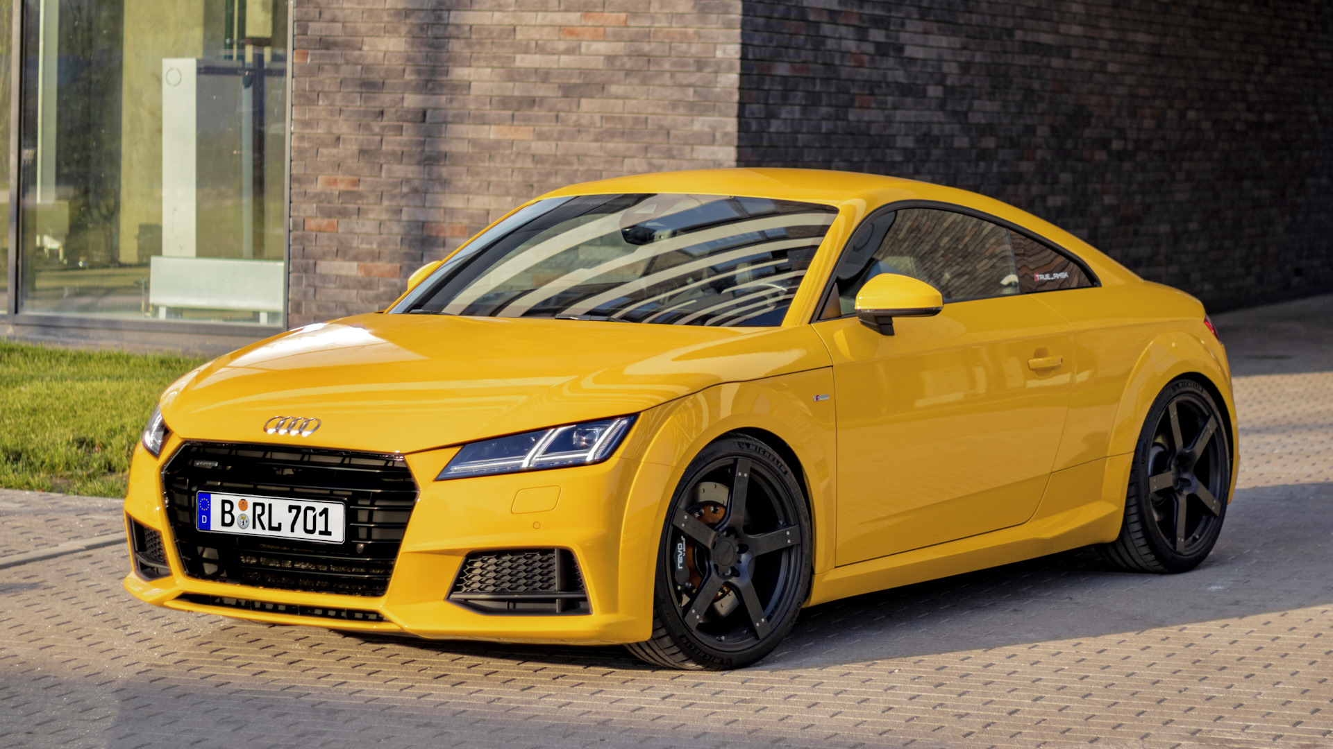 Желтое поколение. Audi TT 3g. Ауди ТТ 3. Ауди ТТ 2022 желтая. Ауди ТТ 2021 желтая.