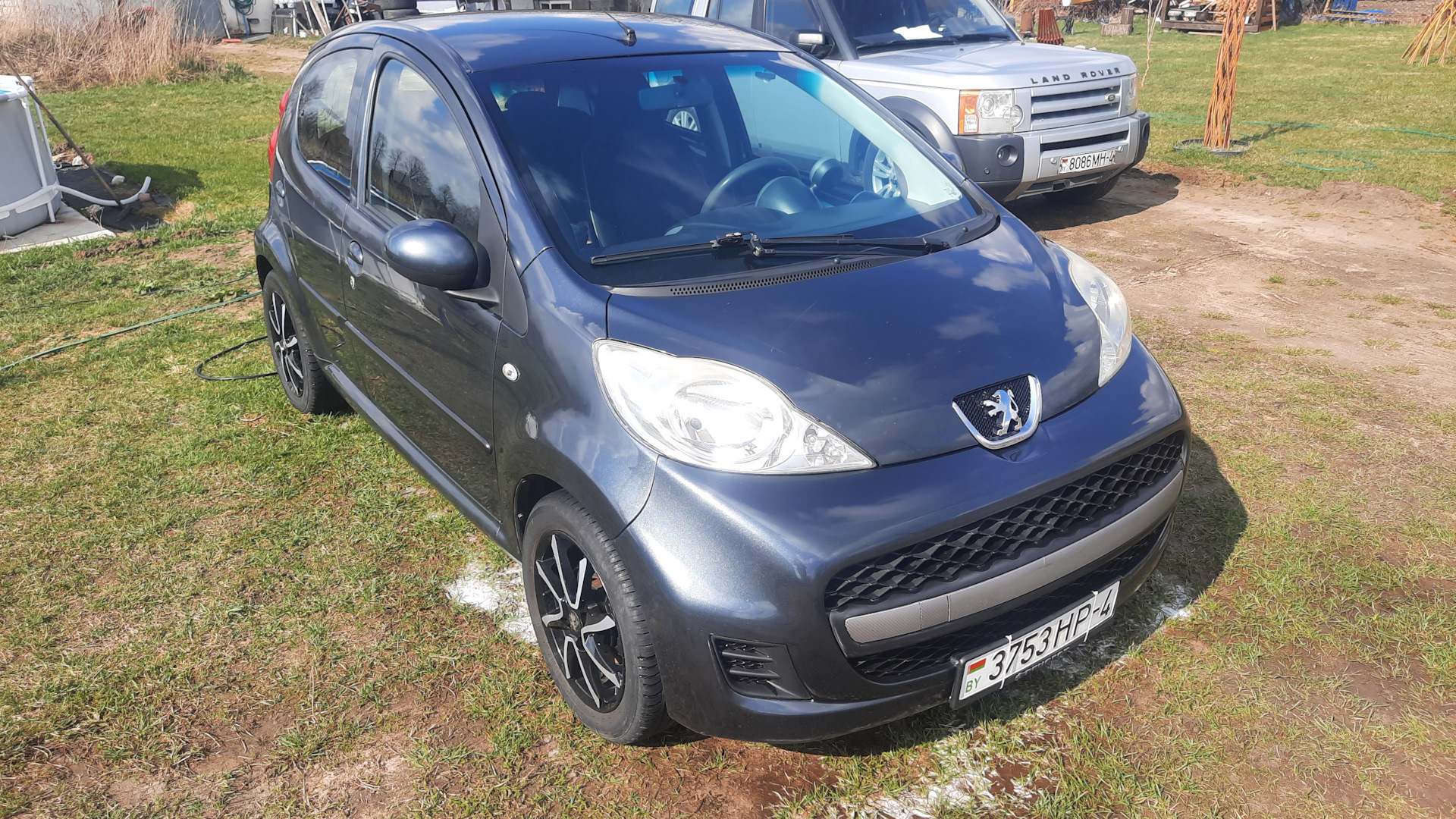 Peugeot 107 1.0 бензиновый 2010 | Машина по душе на DRIVE2