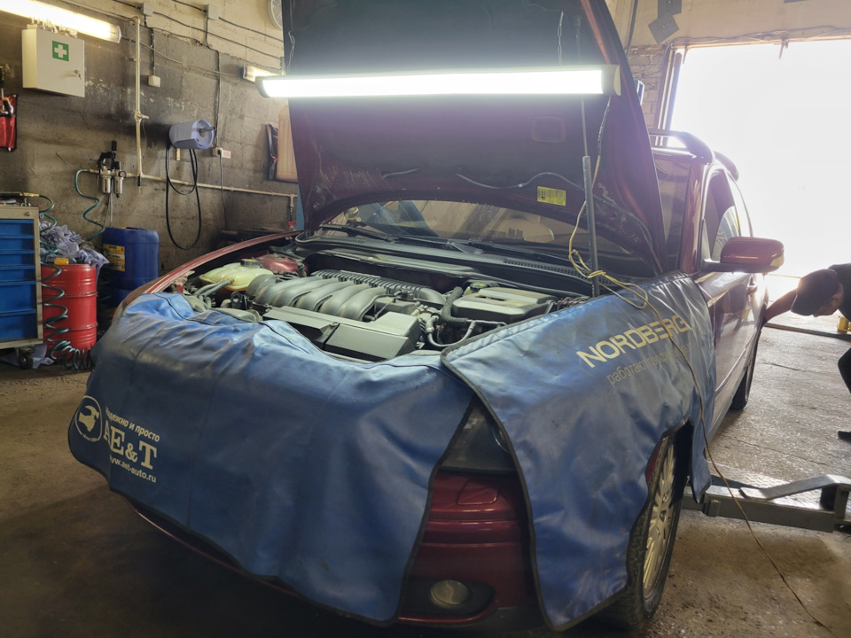 Фото в бортжурнале Volvo S40 (2G)