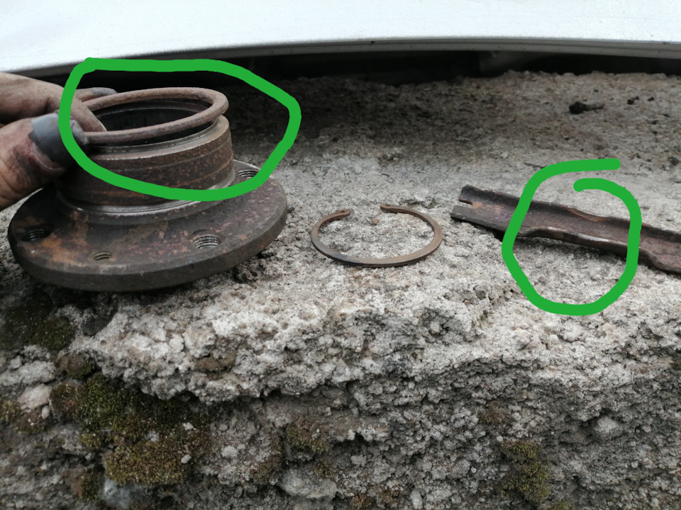 Замена заднего ступичного подшипника — Lada 21124, 1,6 л, 2005 года ...