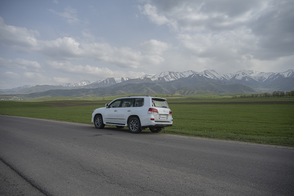 Фото в бортжурнале Lexus LX (URJ200/URJ201)