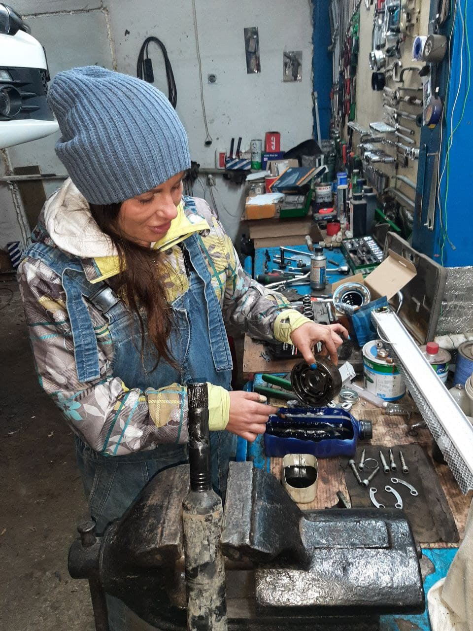 Замена пыльника внутреннего ШРУСа и масла в коробке — Volkswagen ...