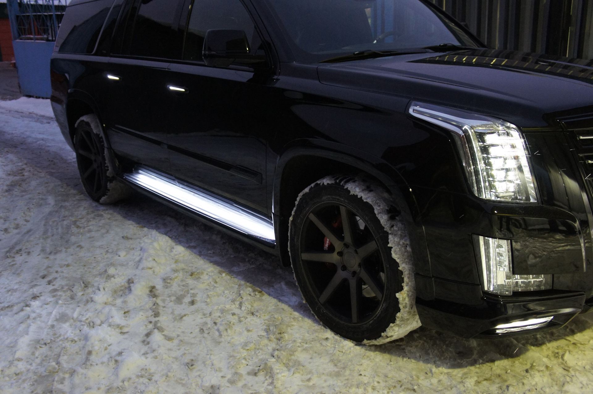 Cadillac Escalade Black антихром