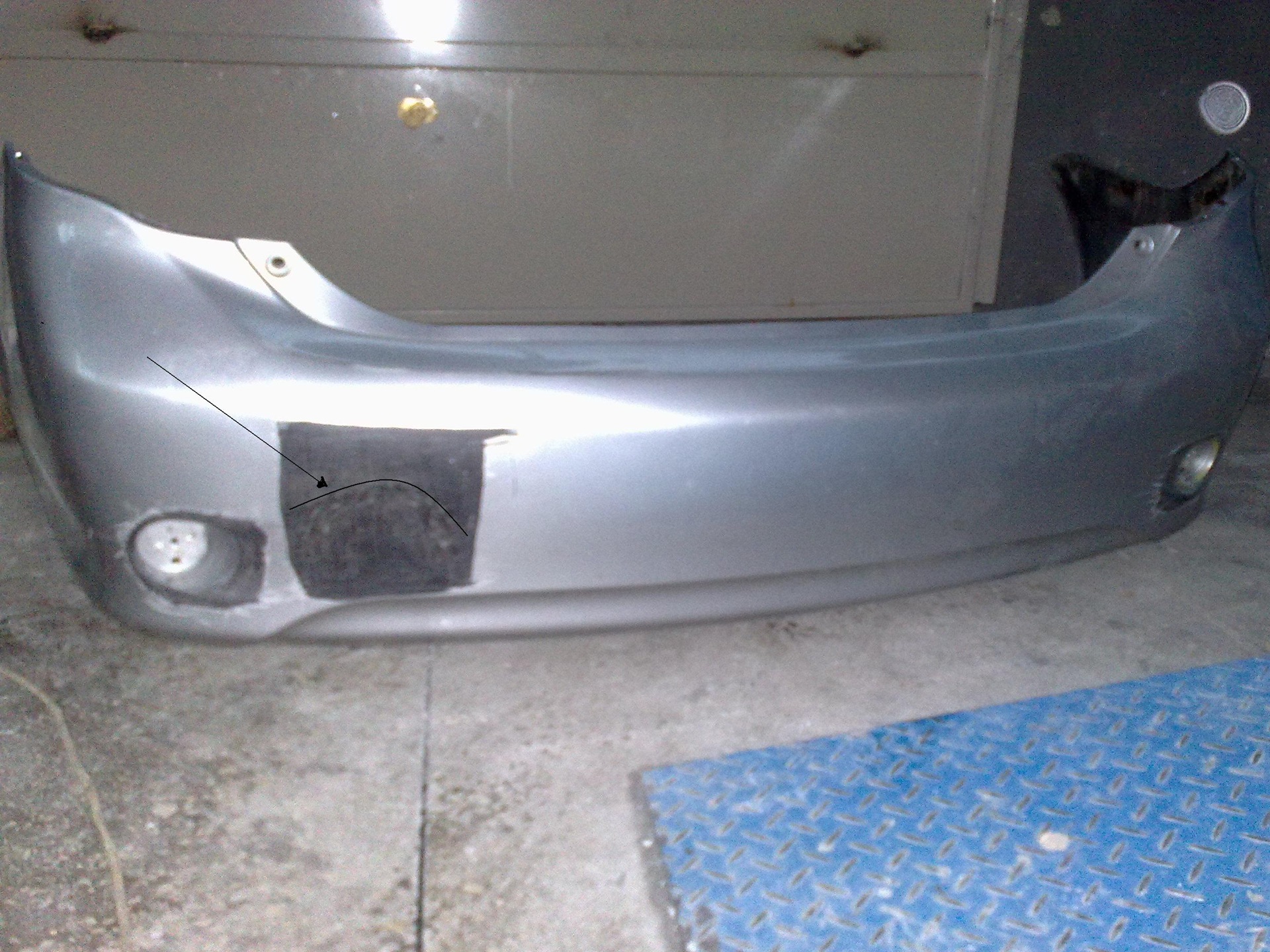 A little about the rear bumper - Toyota Corolla 16 liter 2008