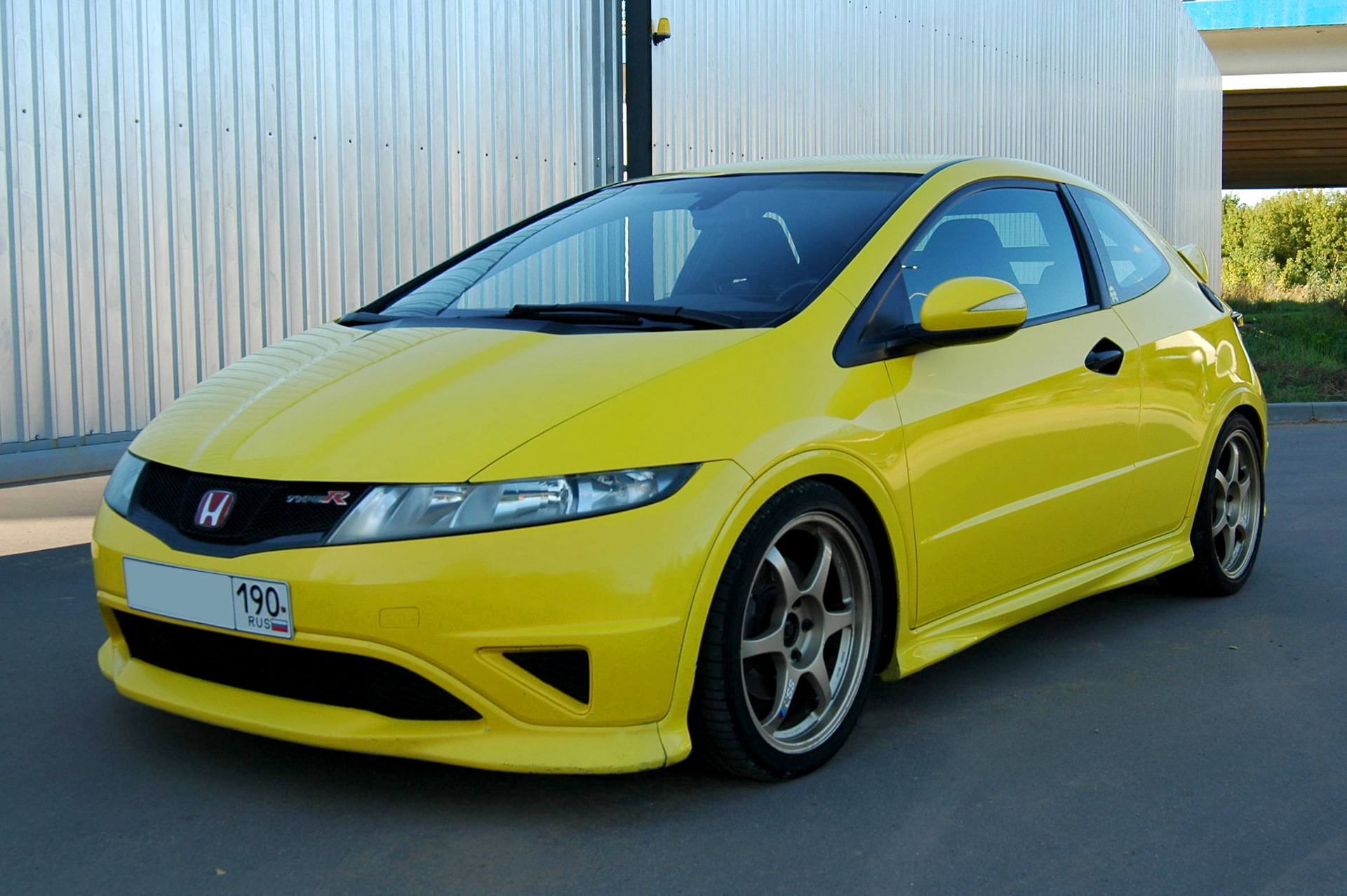 Honda желтая. Цивик тайп р 2008. Honda Civic 3d Type r 2008. Honda Civic Type r 2008. Honda Civic 8 r Yellow.