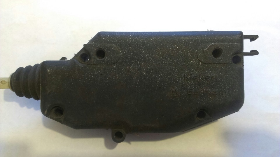 Ремонт электрозамка — BMW 5 series (E28), 2 л, 1982 года | своими ...