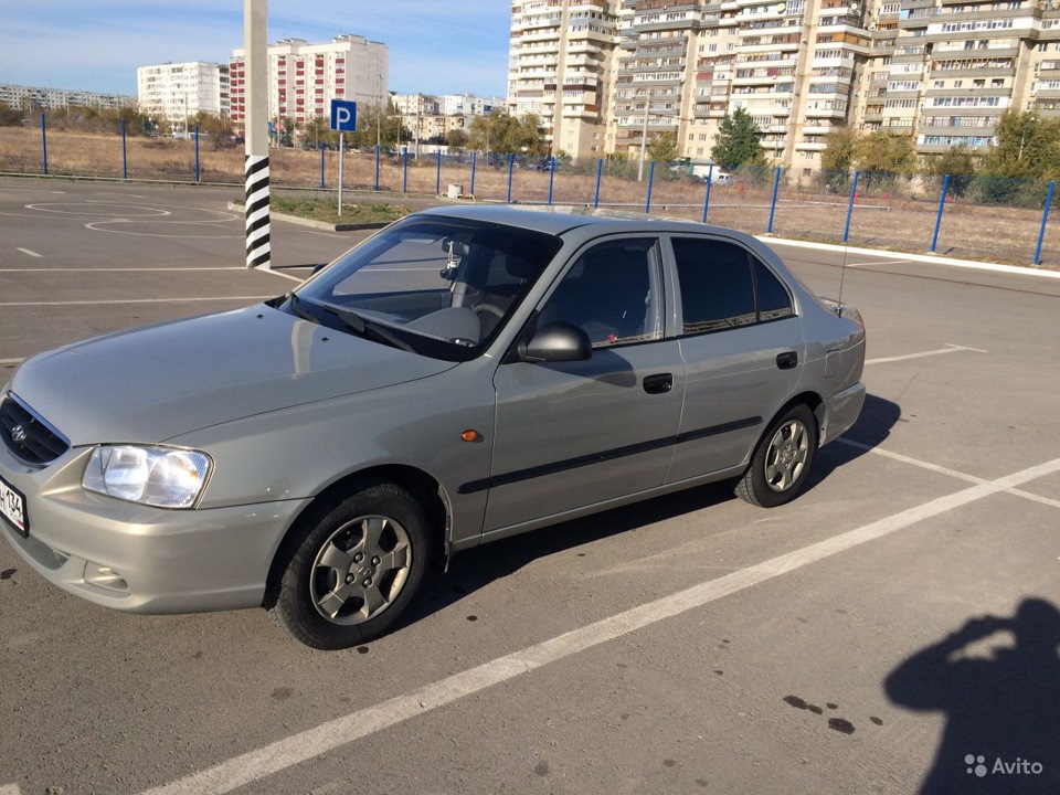 Хендай спектра. Kia Spectra Hyundai Accent и. Киа спектра и Хендай акцент. Хендай спектр. Акцент оцинкованный или нет.