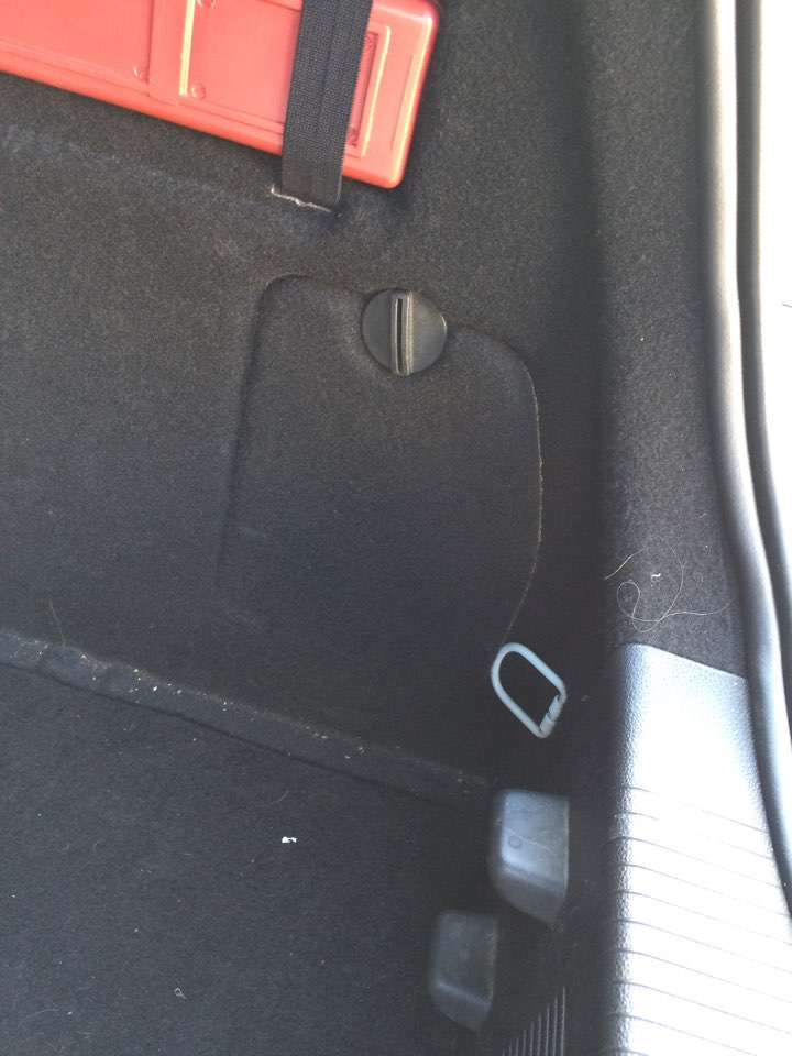 Меняем лампочку в стоп-сигнале — Opel Astra J, 1,6 л, 2011 года ...