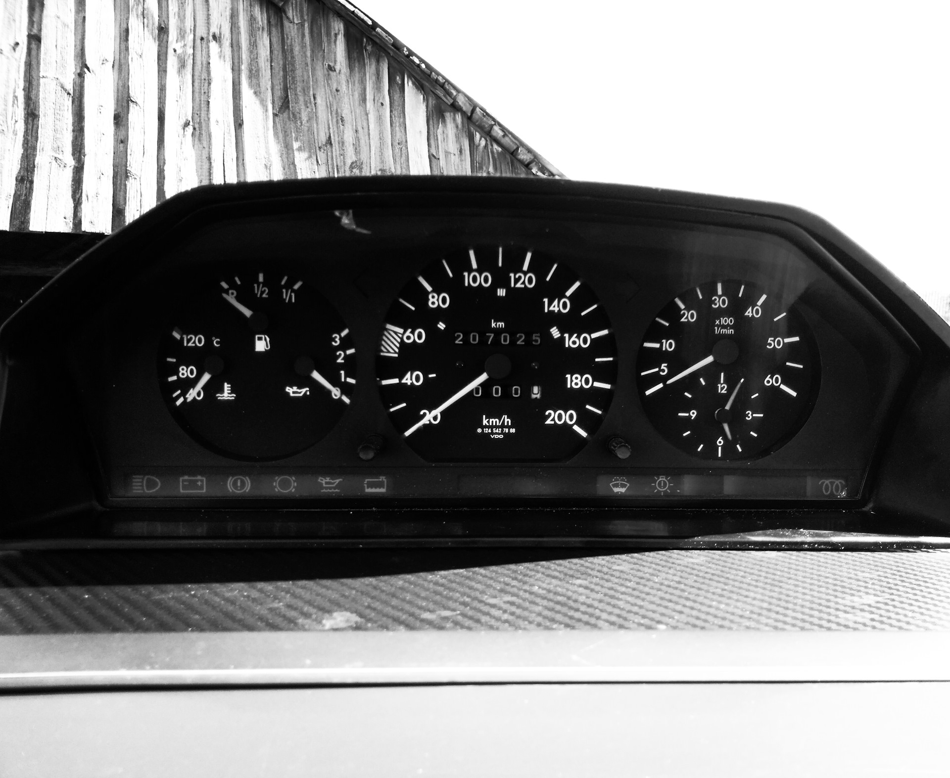 Тахометр на дизель)) — Mercedes-Benz E-Class (W124), 2 л, 1986 года ...