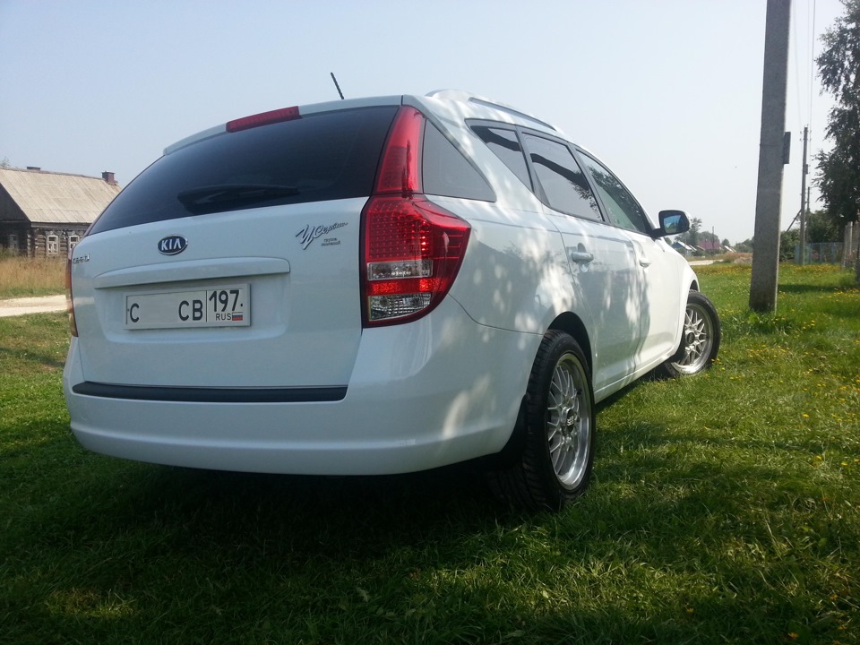 BBS RG 17 ширина дисков 7J и 8J вылет дисков ET42 и ET45 — KIA Ceed SW ...