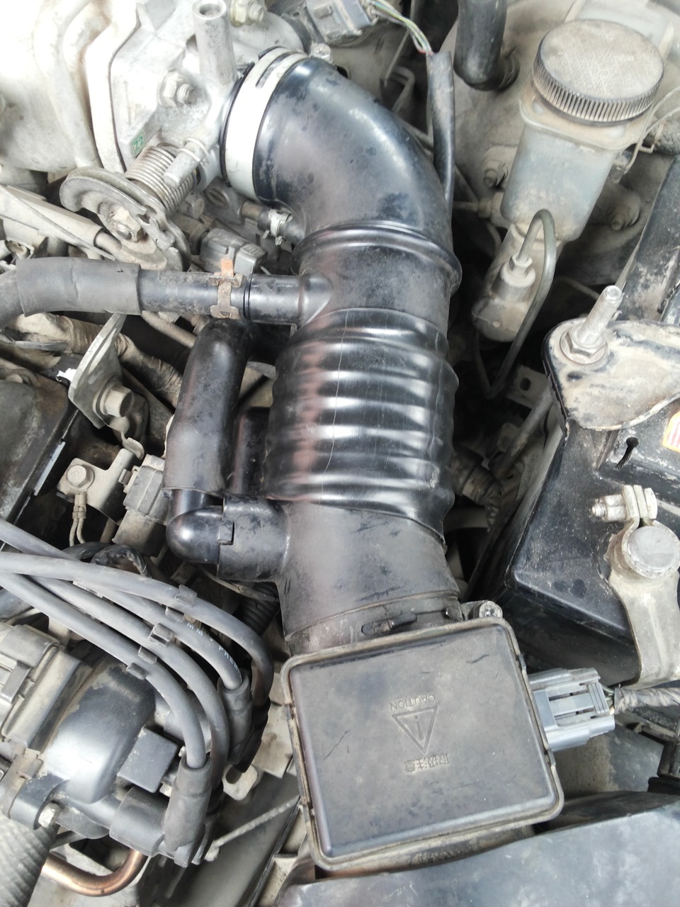 патрубок системы охлаждения mazda 323 p ba патрубок системы охлаждения mazda 323 p ba