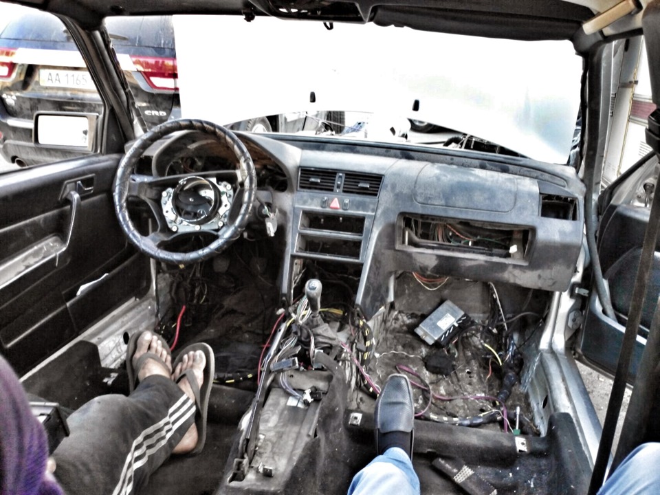 W202 как снять панель приборов Торпеда от W202 в W201 - Mercedes-Benz 190 (W201), 2,3 л, 1992 года тюнинг DRIVE