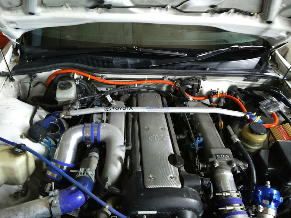 Ну как то так, вроде бы безопасно — Toyota Chaser (100)