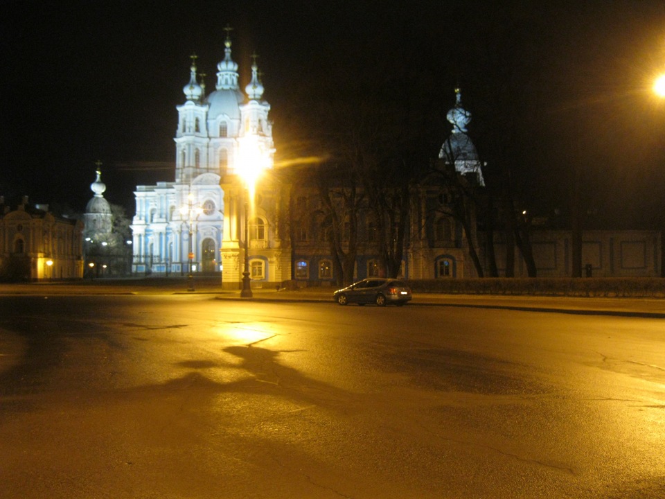Памятная ночь. Кашин ночью. Ночное фото Львовского поста. Зимние фото Кашина ночное время.