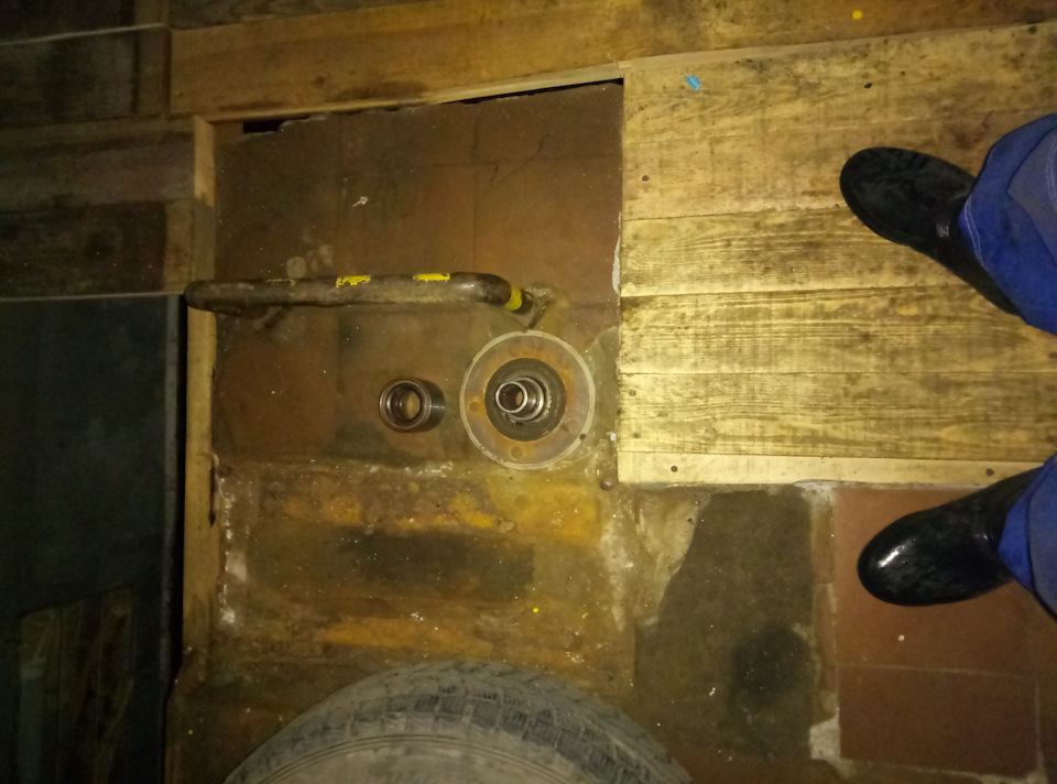 замена ступицы на нивасике. — Lada 21073, 1,6 л, 2002 года | своими ...