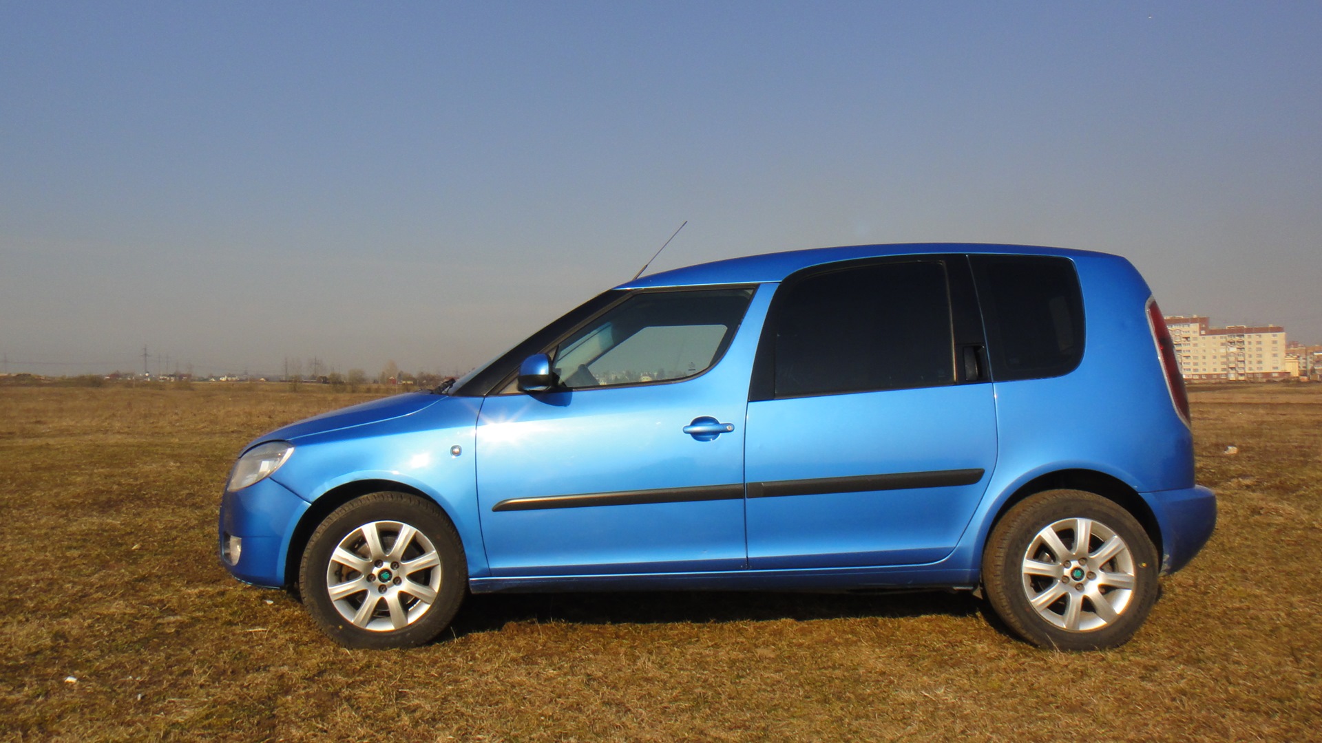 Skoda Roomster 1.6 бензиновый 2007 | Голубой ваГГон на DRIVE2