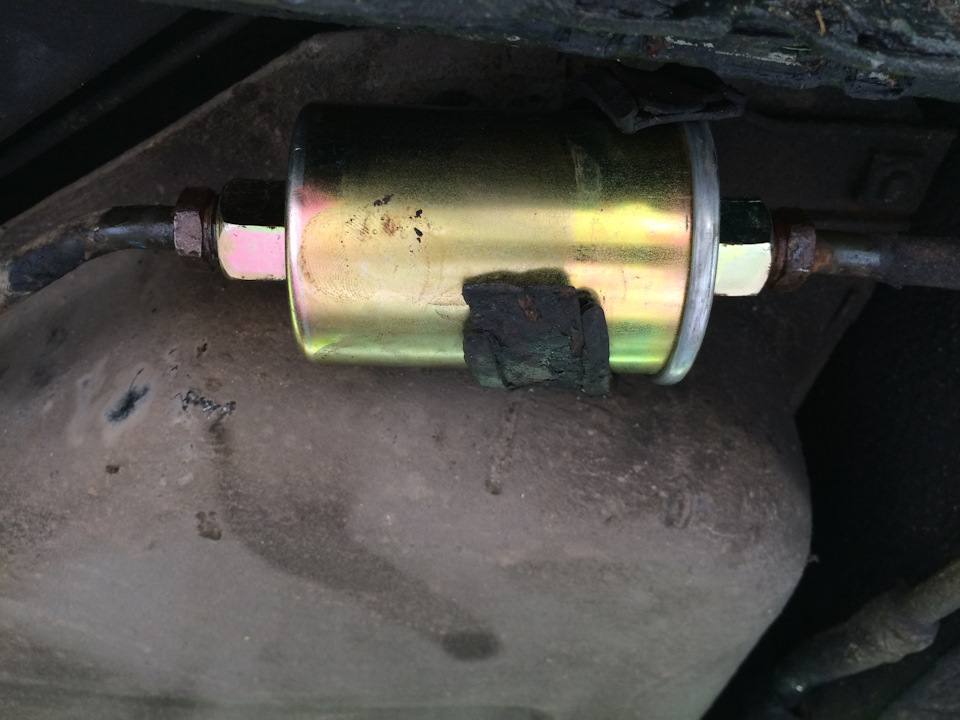 Замена топливного фильтра. Или частичка жигулей в Нексии. - Daewoo Nexia (N150),