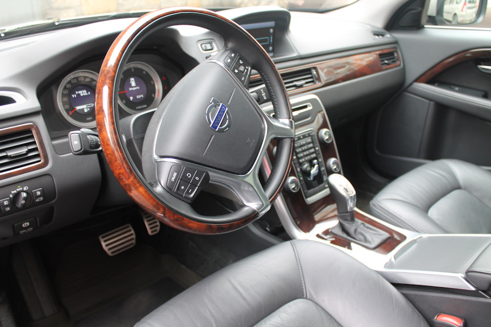 Фото в бортжурнале Volvo XC70 III