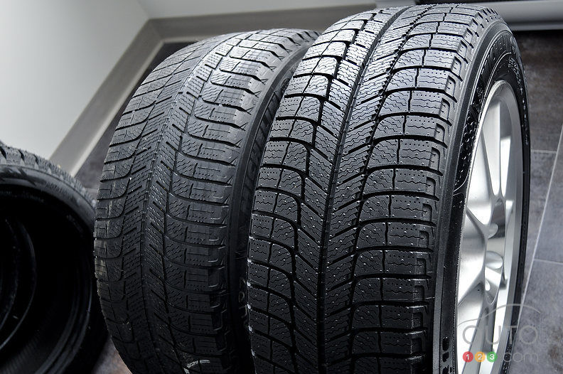 Мишлен нешипованные. Michelin x-Ice xi3. Michelin x-Ice 3. X-Ice 3 XL Michelin. Michelin x-Ice 3 ZP.