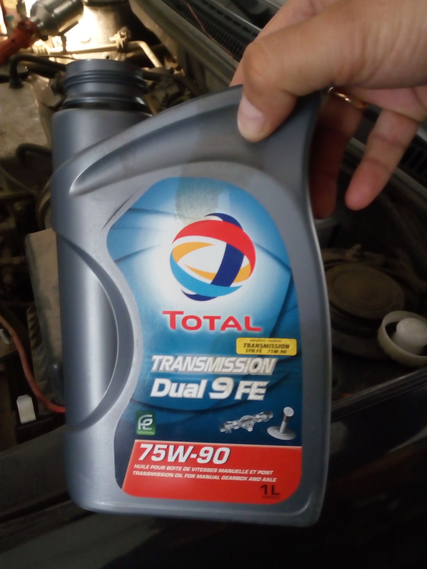 Масло для редуктора электромобиля. Масло в редуктор byd. Масло в задний редуктор ваз 2107. Масло в редуктор byd. Масло в редуктор 2106.