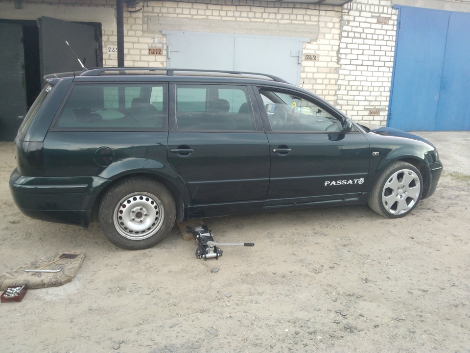 Третий комплект колес на пассат — Volkswagen Passat Variant (B5), 1,8 л ...